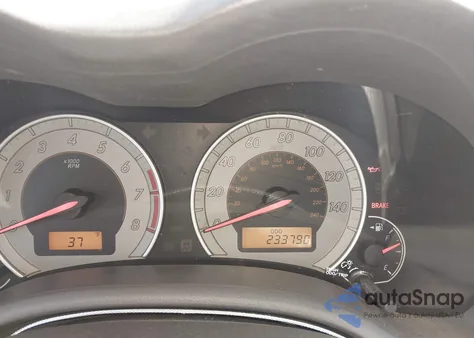 2010 Toyota Corolla S z USA, uszkodzony, nr VIN 1NXBU4EE1AZ333788